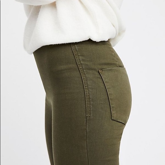 Free People Easy Goes It Denim Leggings (NWT) - Picture 3 of 6